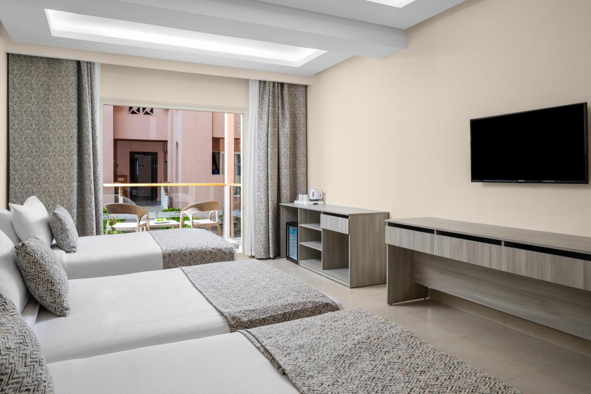 อัลบาทรอส อะควอร์ พาร์ค Hotel ฮูร์กาดา ภายนอก รูปภาพ