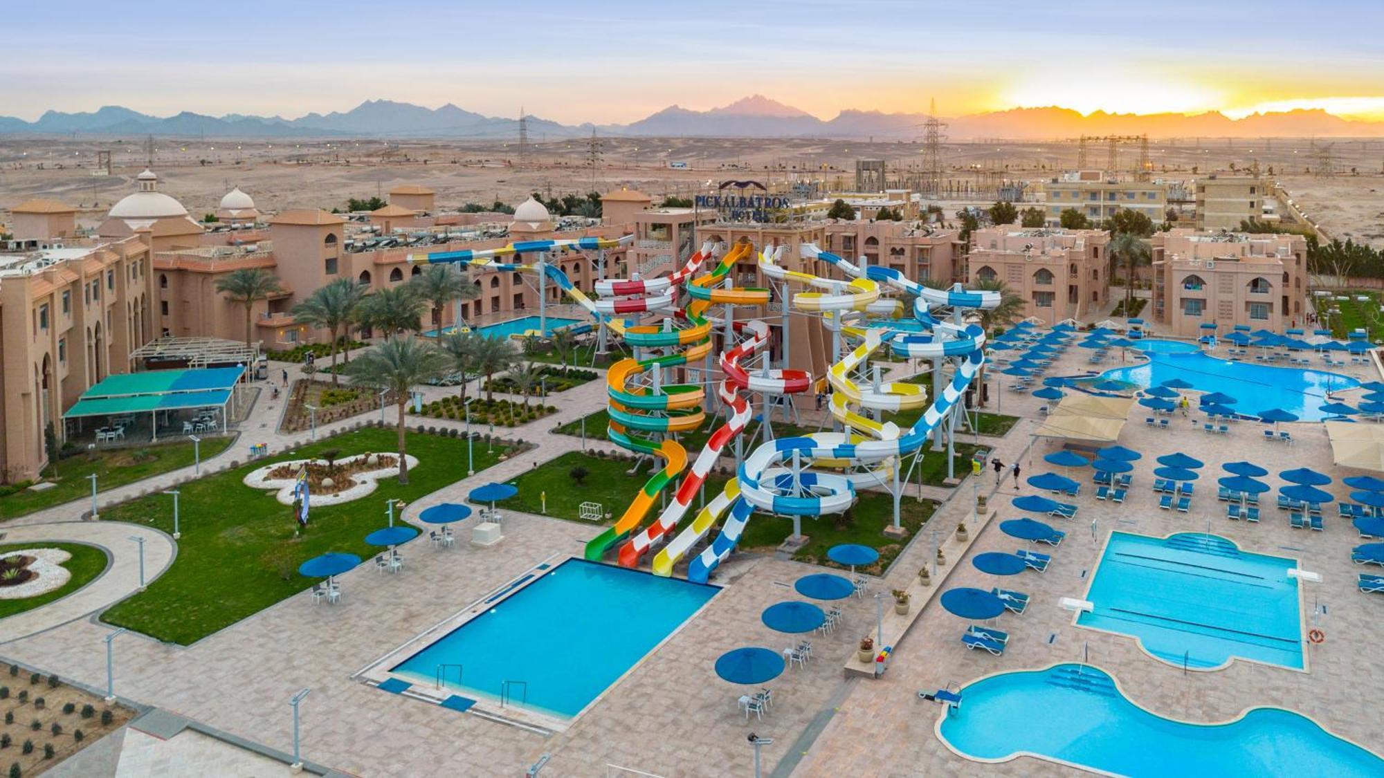 อัลบาทรอส อะควอร์ พาร์ค Hotel ฮูร์กาดา ภายนอก รูปภาพ